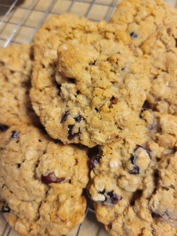 Cranberry Oatmeal Cookies
